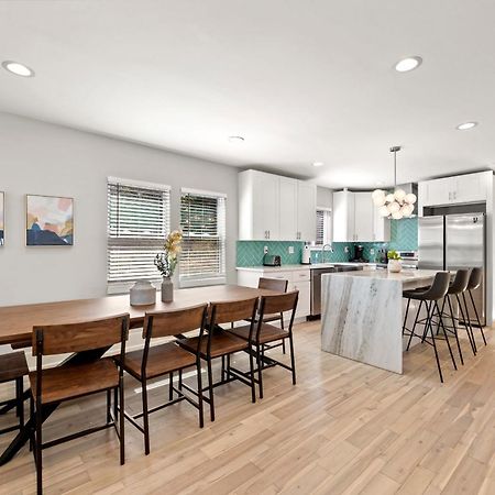 Large Modern Home Centrally Located With Hot Tub Atlanta Exterior foto